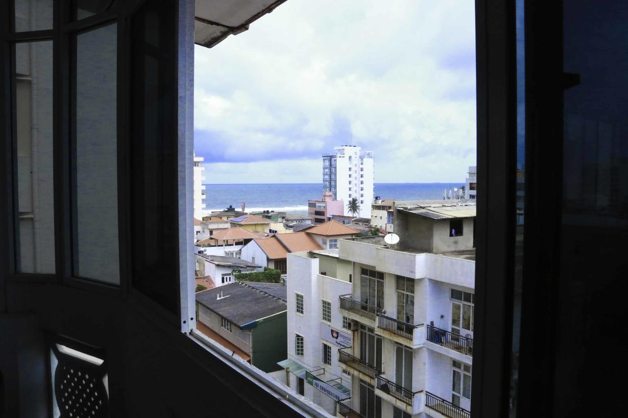 Hotel Sunshine コロンボ エクステリア 写真