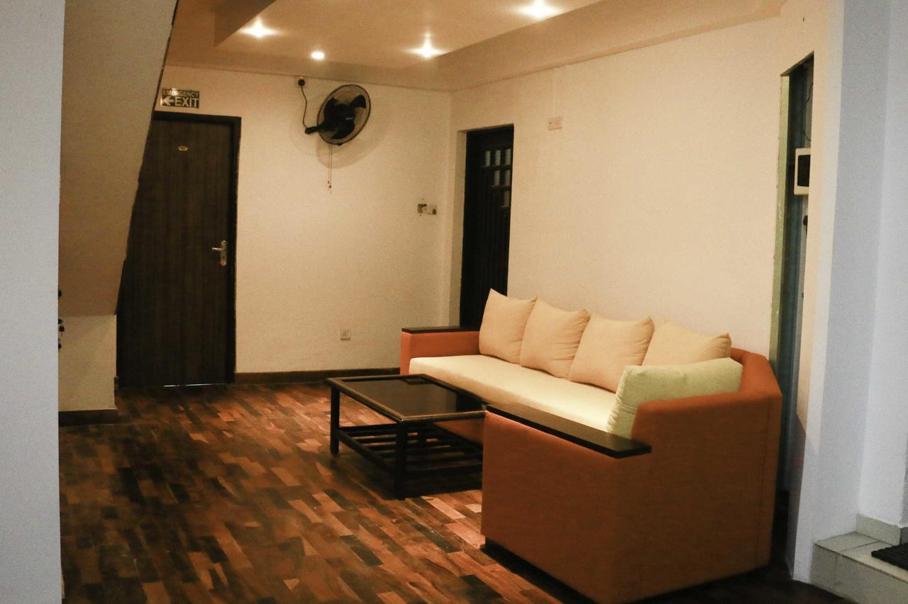 Hotel Sunshine コロンボ エクステリア 写真